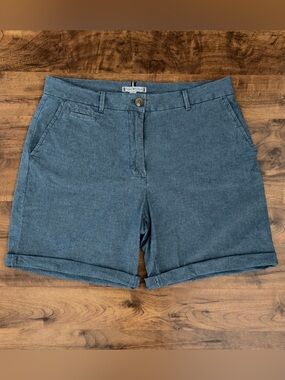 Tommy Hilfiger Women’s Casual Rolled-Hem Blue Shorts